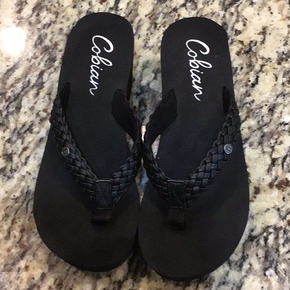 cobian leather flip flops